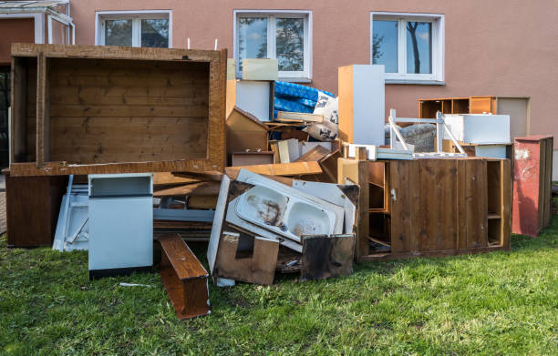 Best Attic Cleanout  in Holt, MI